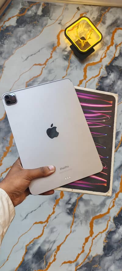 IPAD M2 4TH GENERATION 128GB 11 INC