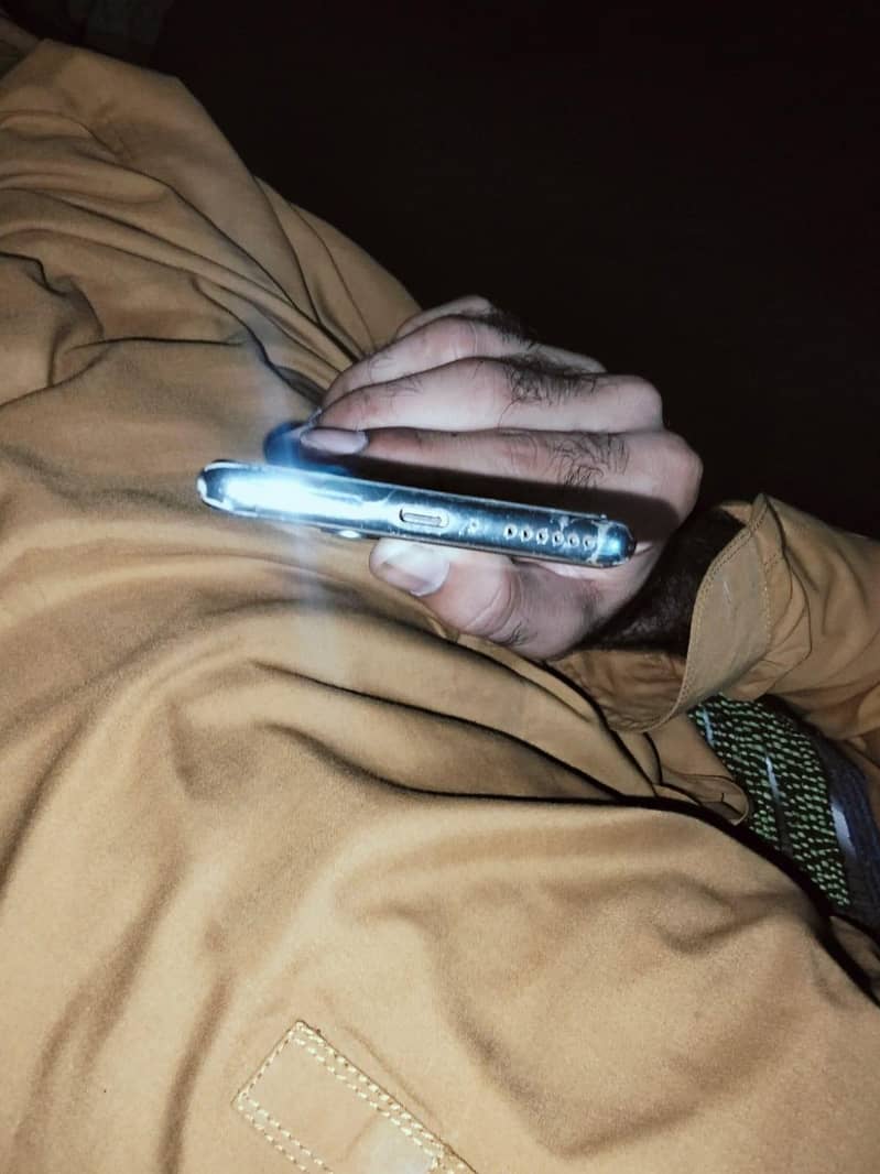 redmi note 14 Pro 4