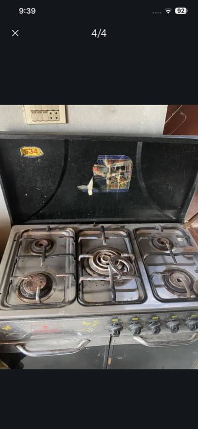 5 burners gas stove with bigg cabinet