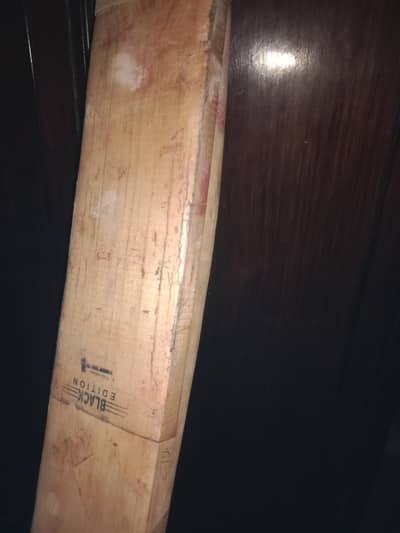 cricket hard bal bat pure English willow
