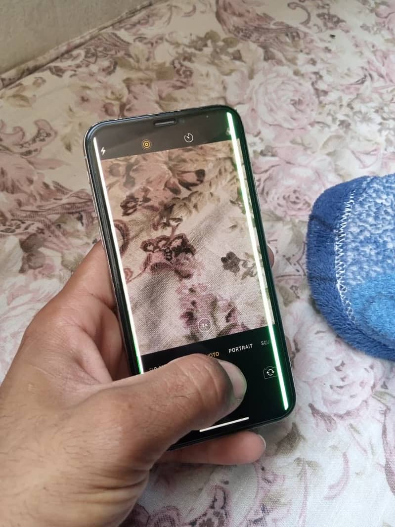 Apple iPhone X 7