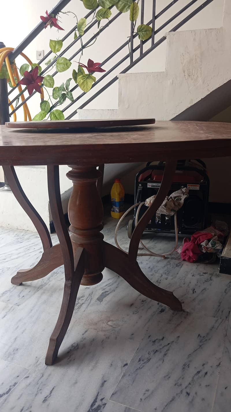 dinning table round 2