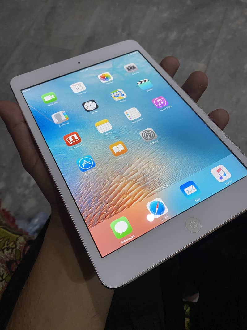 Ipad mini 1 /tablet 0