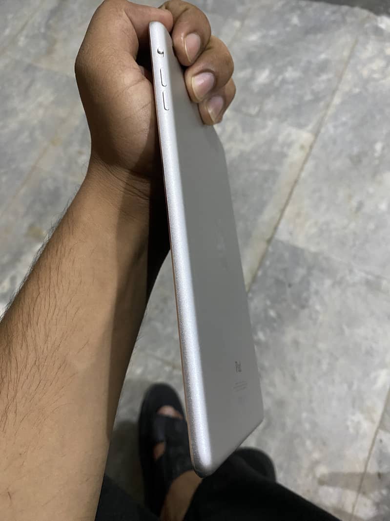 Ipad mini 1 /tablet 4