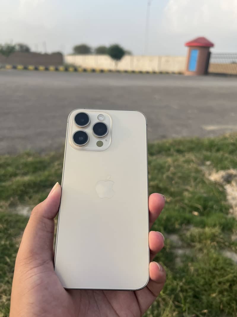 Iphone 14 pro max 1