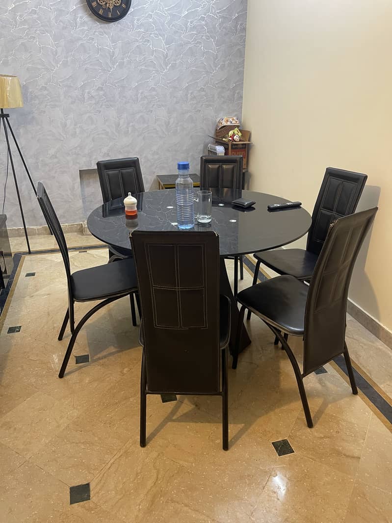 6 seater dining table 1