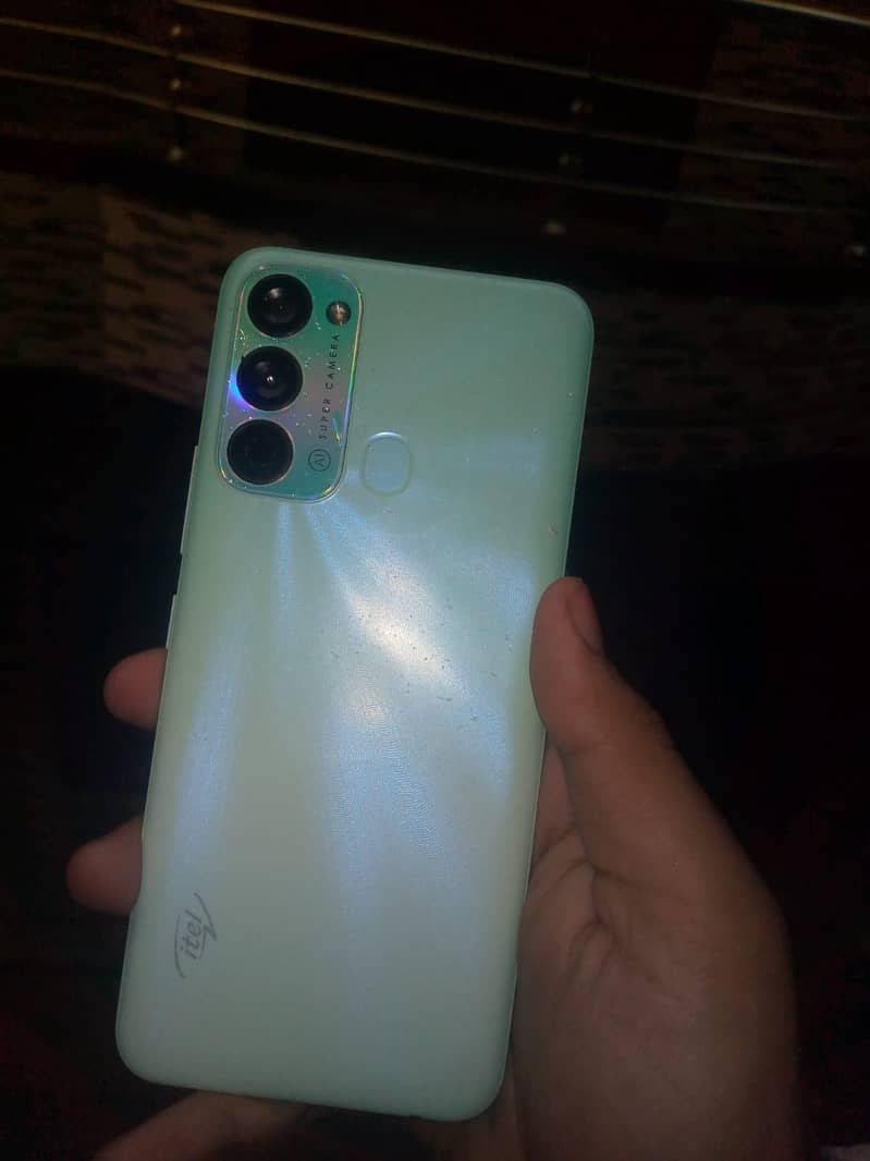 Itel Vision 3 0