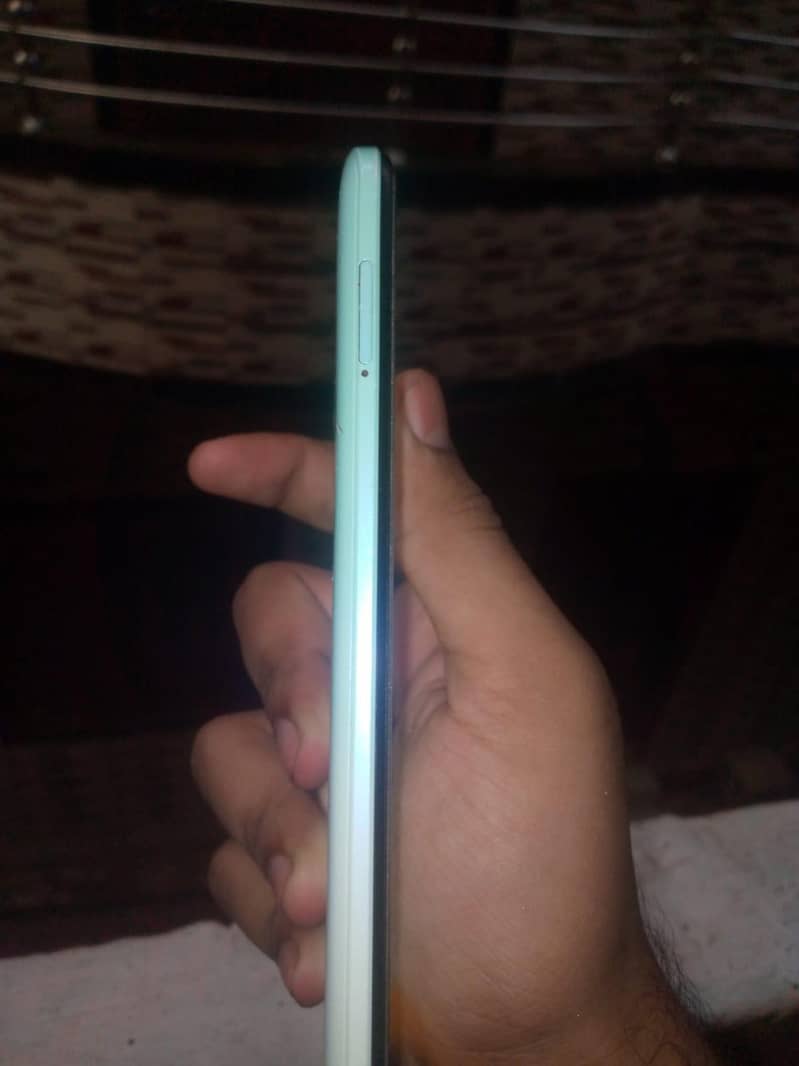 Itel Vision 3 2