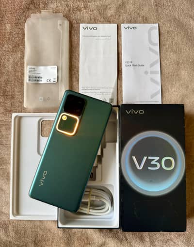 Vivo V30 5G (12gb 256gb) Complete Box