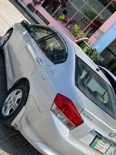 Honda city 2011