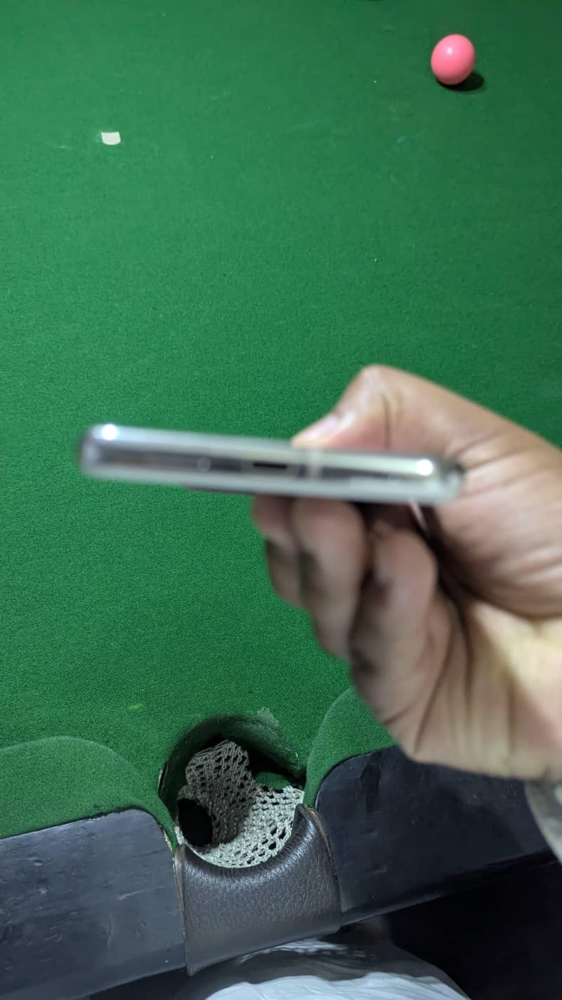 Google Pixel 8 Pro 4
