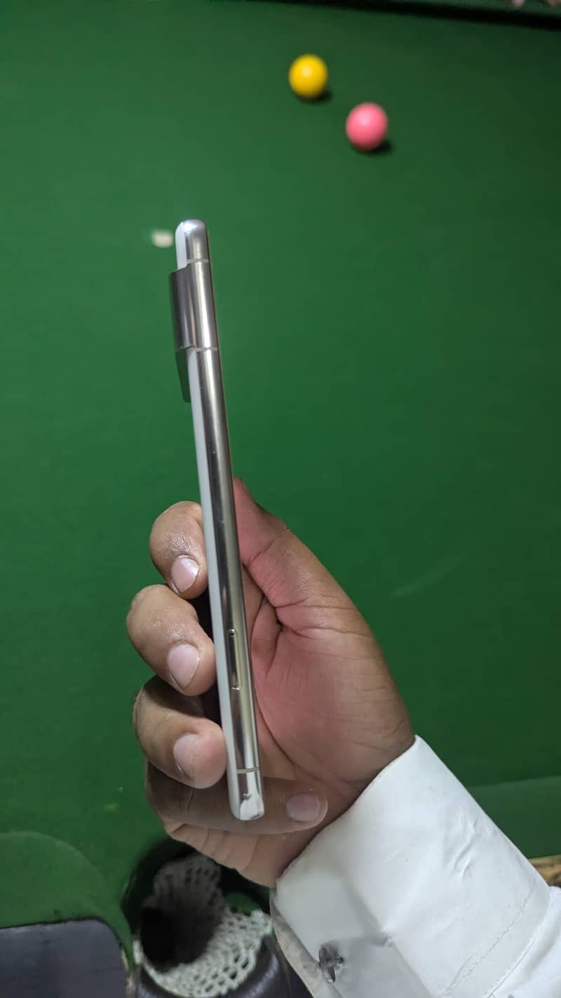 Google Pixel 8 Pro 5