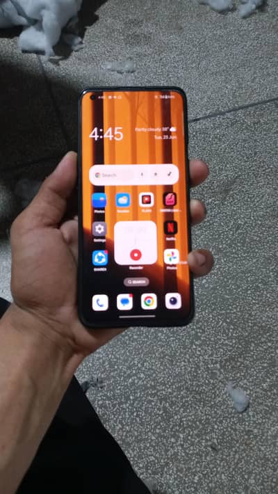 One Plus 9 Pro 5G 90fps gaming very very smooth phone just exchan