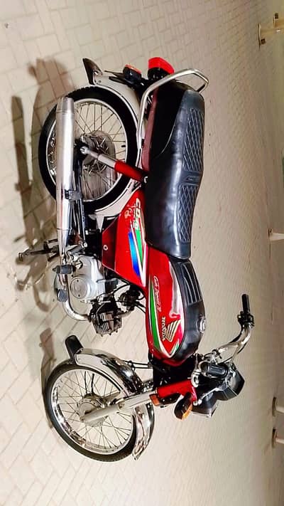 Honda cd70 model 2015/16