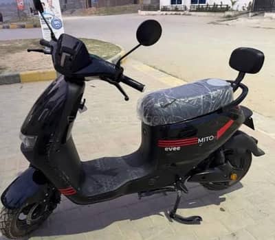 evee mito plus scooty urgent sale