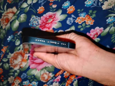 Apple iPhone 14
