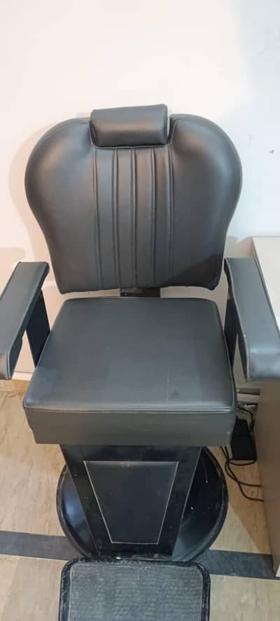 Saloon chair for sale