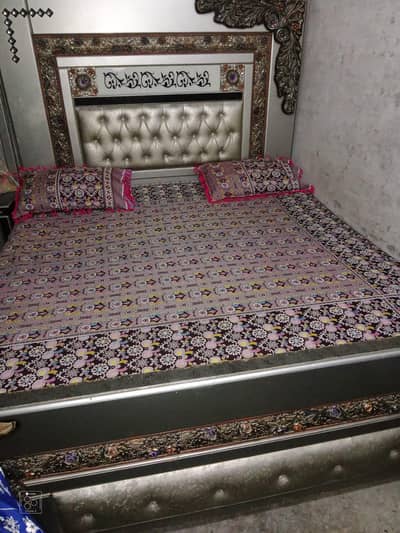 Bedroom complete furniture sell