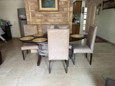 House hold furniture