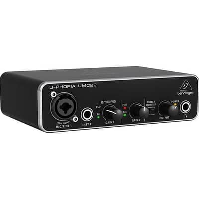 Behringer umc22 audio interface new 5 Time used with box