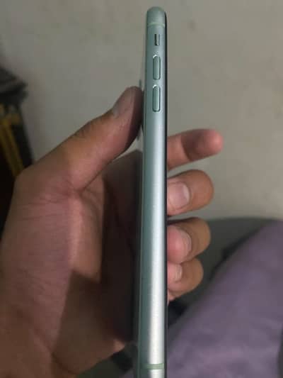 Apple iPhone 11