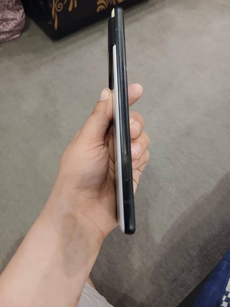 Google Pixel 6a 1