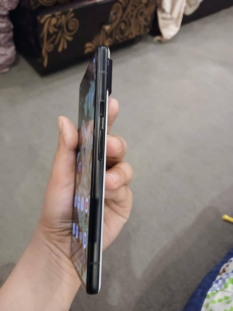 Google Pixel 6a 3