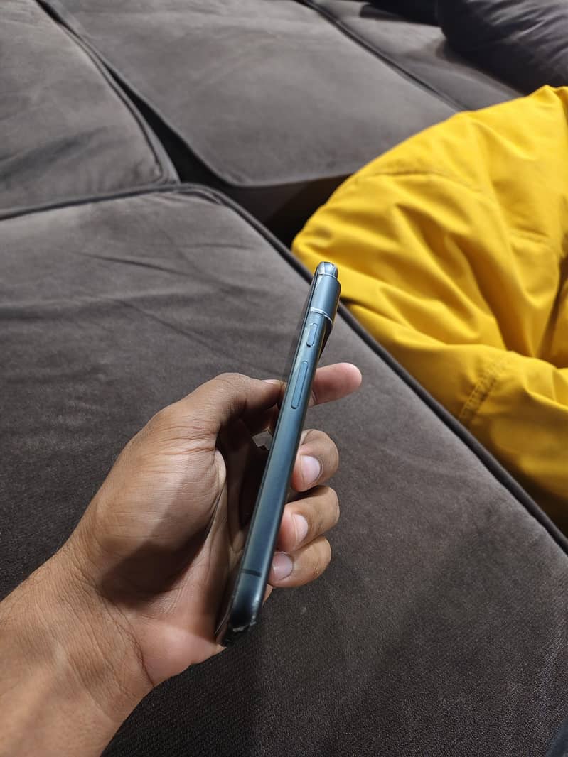 Google Pixel 8 3