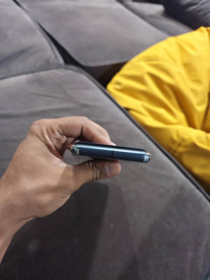 Google Pixel 8 5