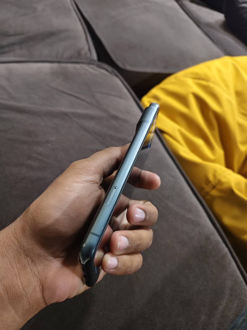 Google Pixel 8 7