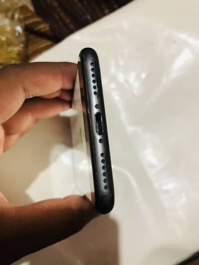Apple iPhone 8