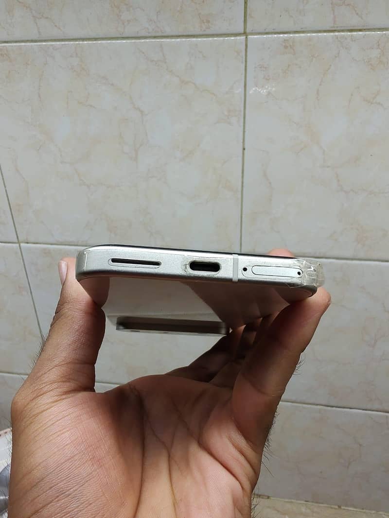 Google Pixel 9 8