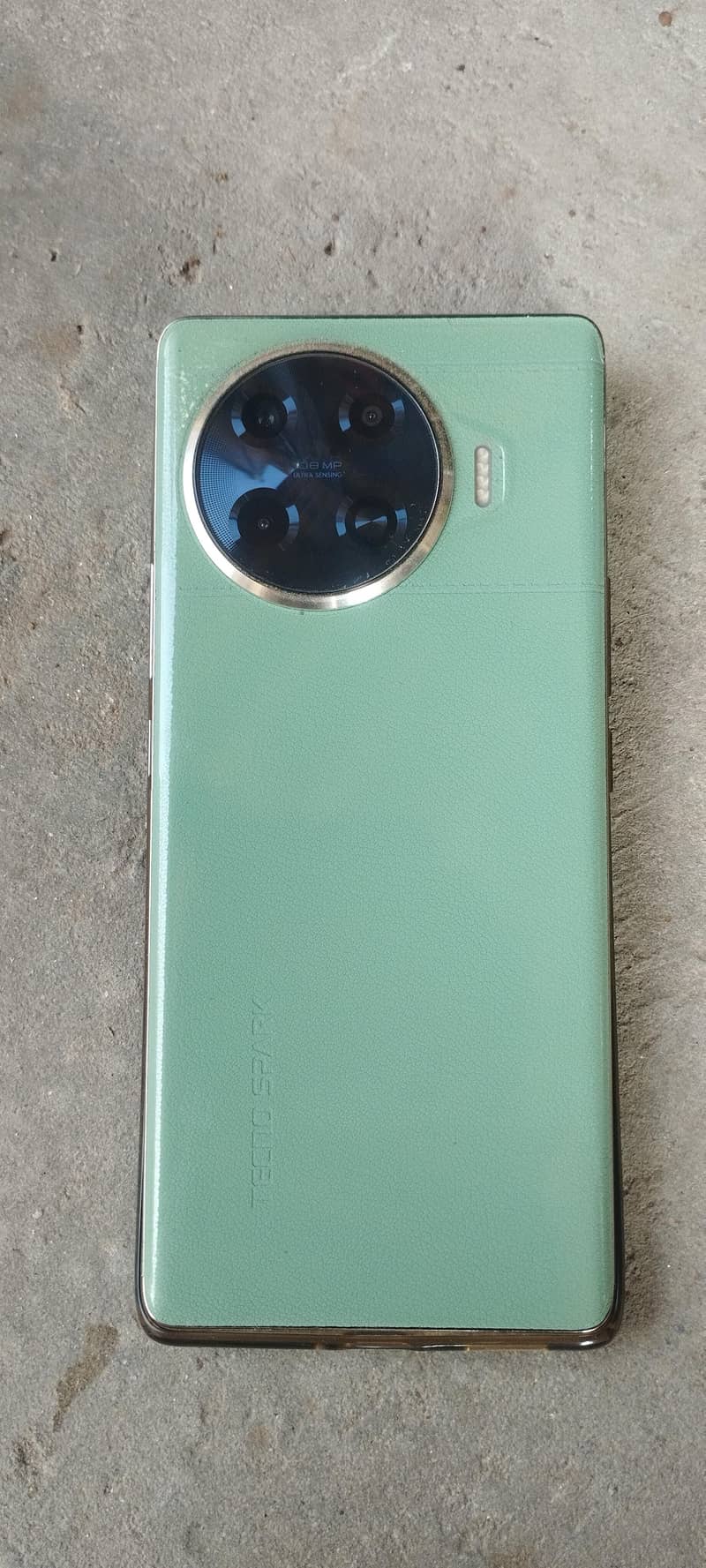 spark 20 pro plus 1