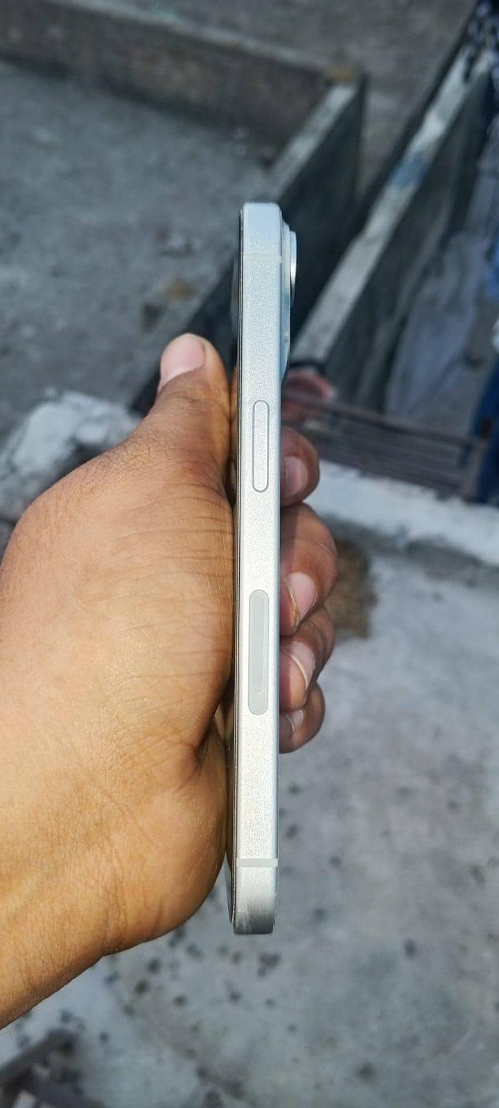 Apple iPhone 15 0