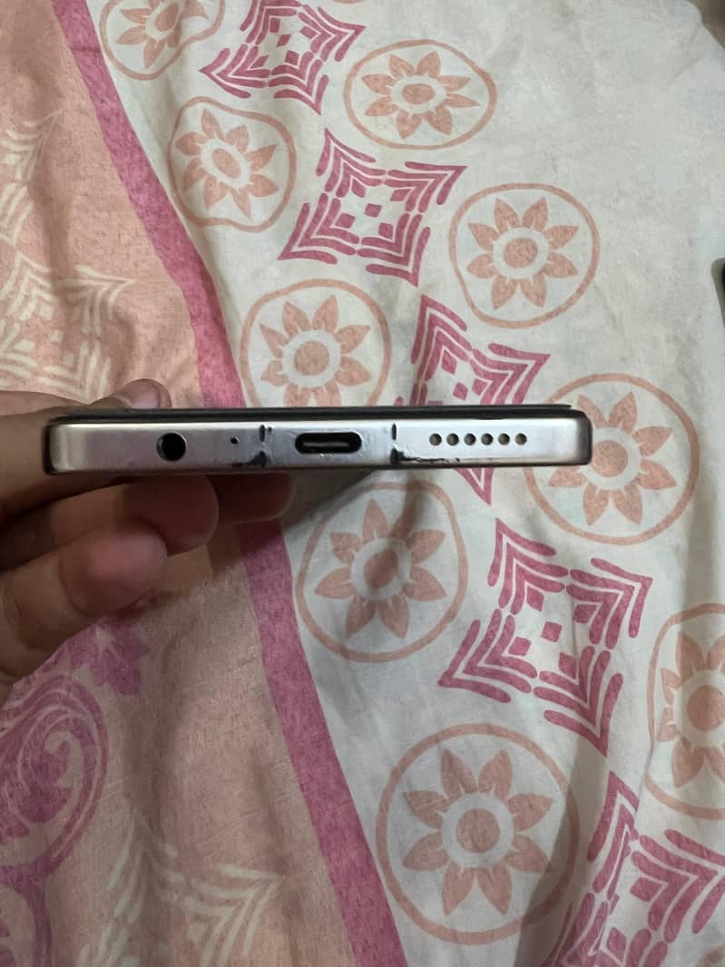 Tecno CAMON 30 5