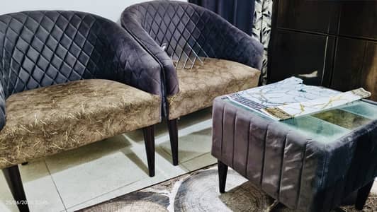 Sofa Set 2 Sofa 1 Tables