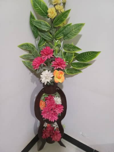 Flower vase