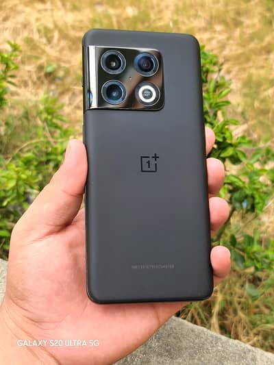 One Plus 10 Pro