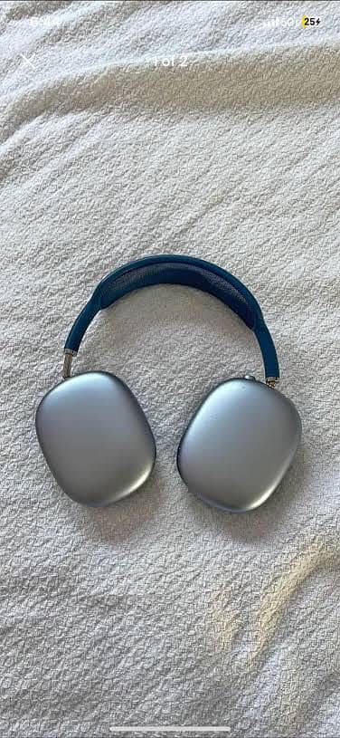 Apple AirPods MAX