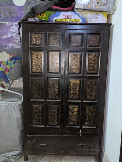wood almarih