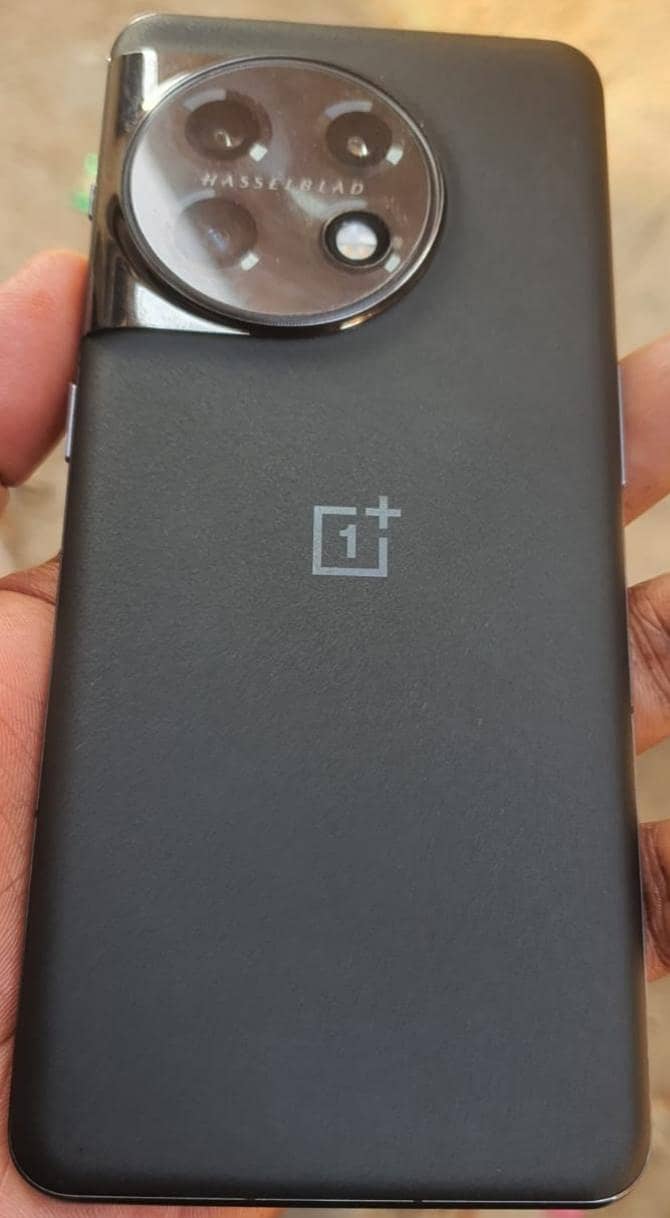 One Plus 11 5G 0