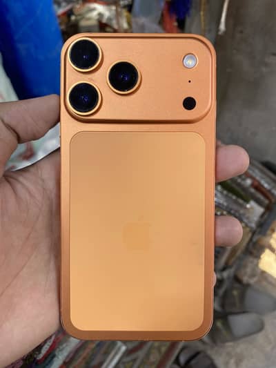 IPHONE XR CONVERTED 17 pro