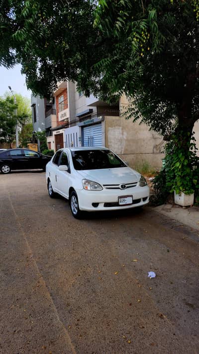 Toyota Platz 2005/2011