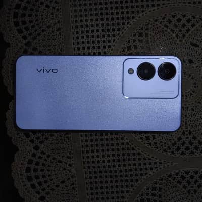 Vivo Y17s