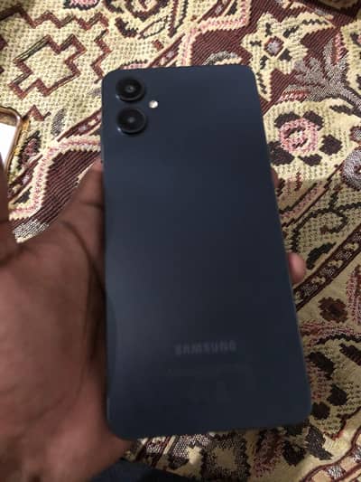 Samsung Mobile A06