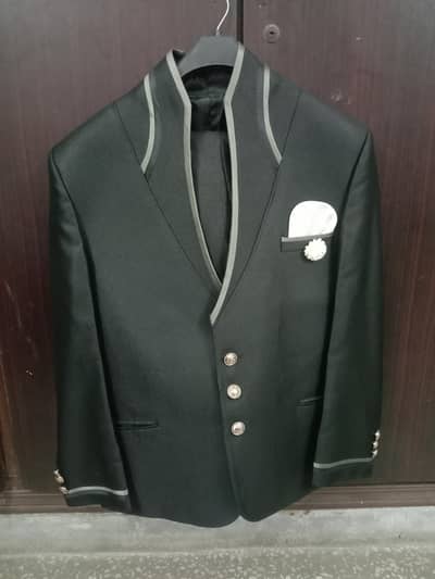 black Pent Coat For Sell Urgently & Cheap