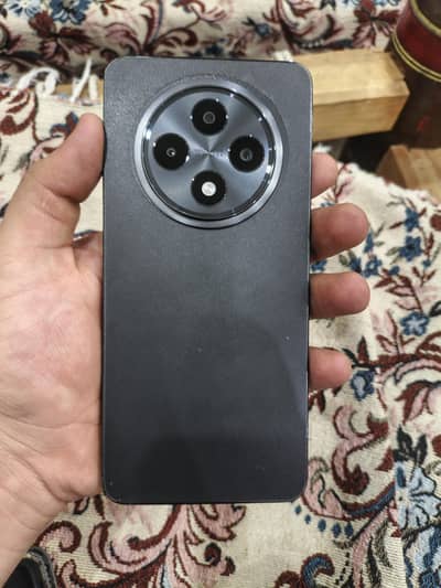 OPPO Reno12 F