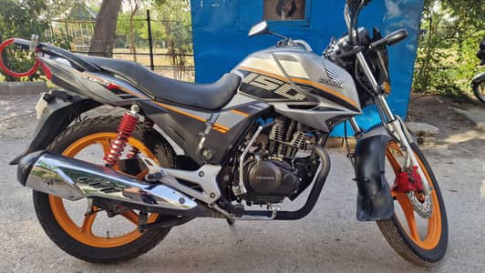 Honda CB 150F 2023