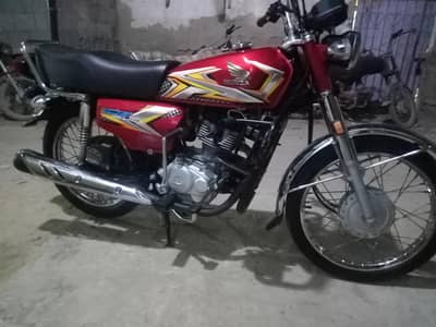 Honda CG 125 2025