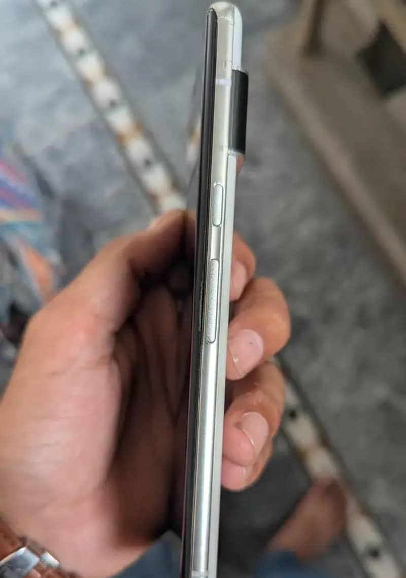 Google Pixel 6 Pro 2